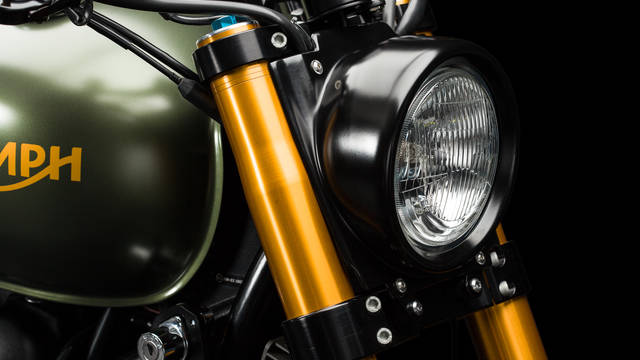 Triumph Scrambler - Le Chasseur by Ernes